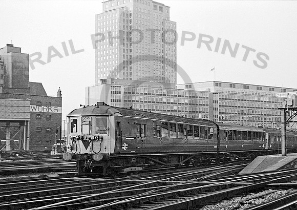 Class 401 2090 Waterloo 0910070 JM356