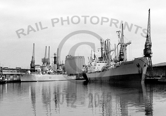 D23 Avonmouth Docks 121181 JC064