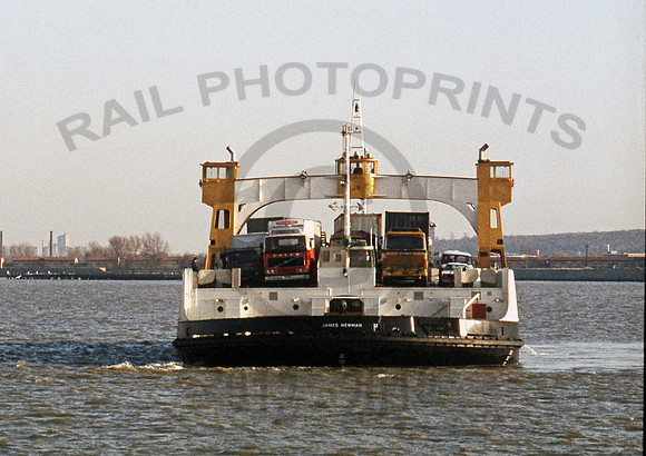 Woolwich Ferry 180184 RPC290