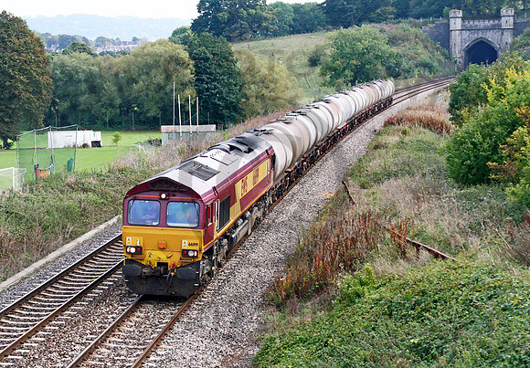66199-Y-Twerton-101005-JC162
