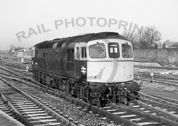 33020-Salisbury-110278-JC290