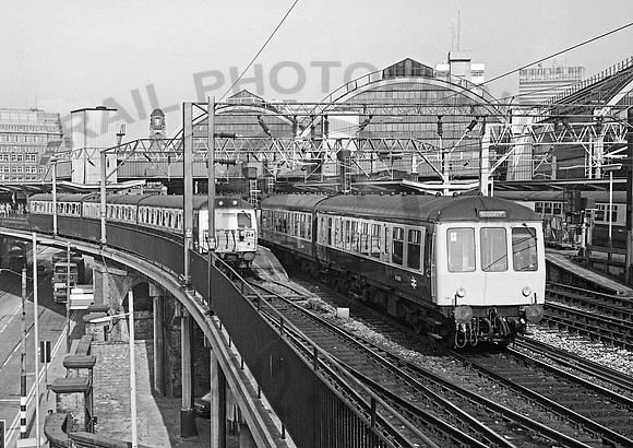 Class 108 53978 Manchester Piccadilly 1984 RPC437