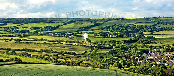 30053-Corfe-Castle-120608-GE