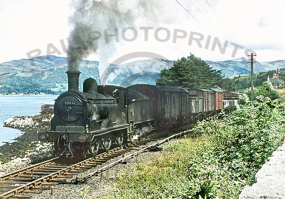 57441-Y-Ballachulish-0659-RPC0661R