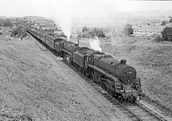 73050 Moorfields  050863  HB325
