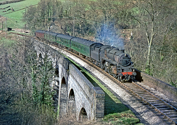 76015 Tuckingmill Viaduct 100465 HB595