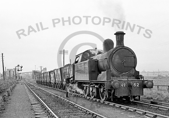 Lambton 52 Burnmoor 220965 HB65E912