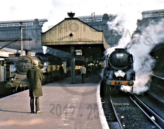 35028 Waterloo 050366 KLC028