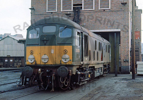 D5074-Y-DerbyWorks-0467-RPC099
