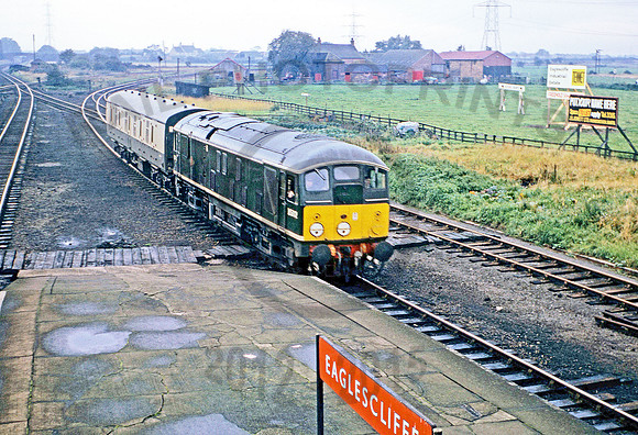D5112  Eaglescliffe Station 2-10-1966 CD112