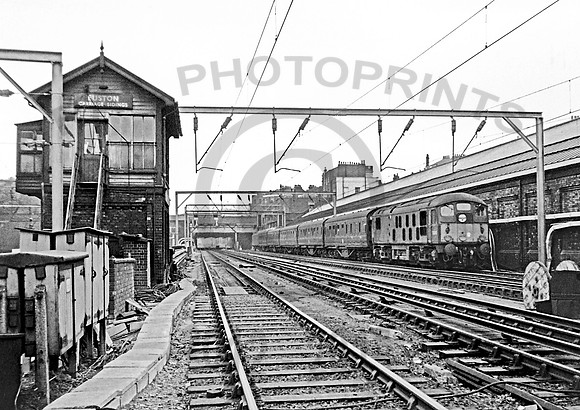 D5023 Euston Sidings 1964 CW123