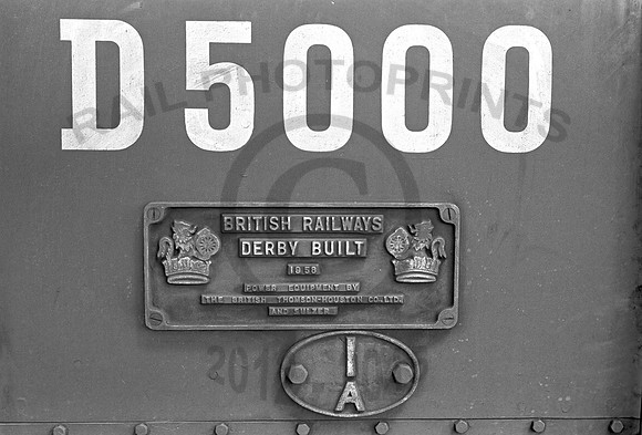 Builders Plate Rail Photoprints | Class 24 BR Sulzer Type 2 | D5000 Builders Plate ...