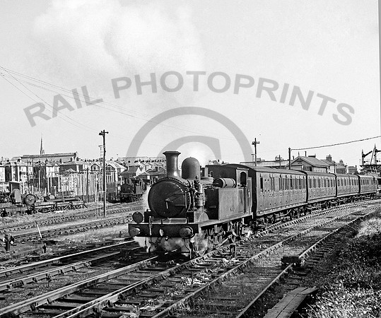 W28 Ryde St Johns 1964 GEC