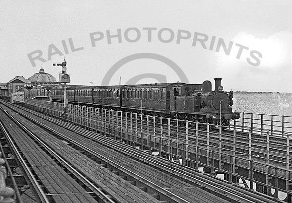 W25-RydePierhead-160664-JC634
