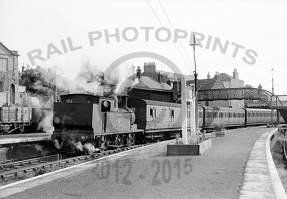 16 Cowes 040765 IT411