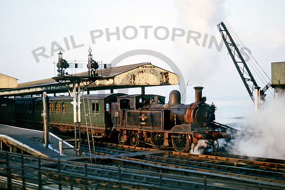 W27-Y-RydePierhead-0966-DCC075