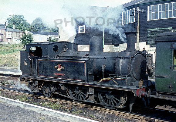 W16-Y-Cowes-040765-IT153