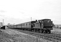 28 Sandown 040765  IT415