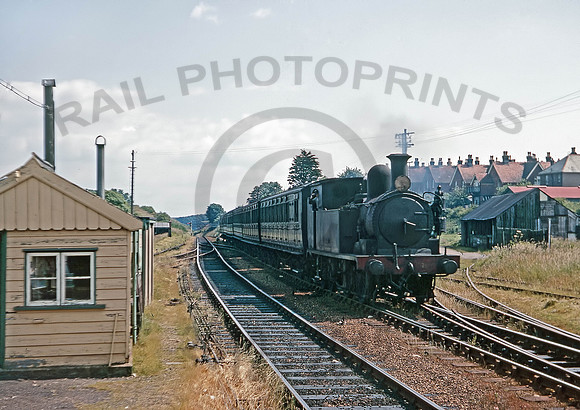 W26-Y-Sandown-0664-BR44