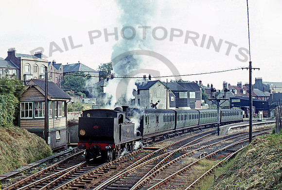 W16-Y-Cowes-040765-IT154