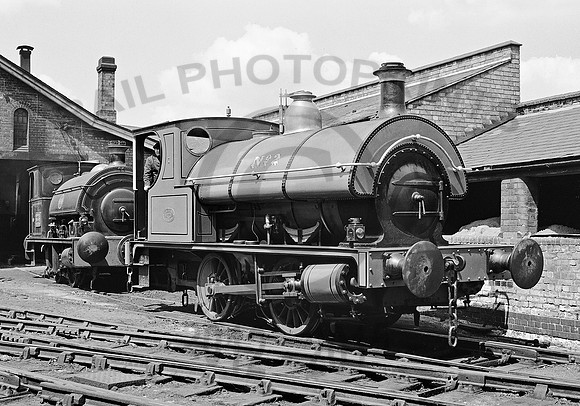 Bass No 2  Burton 040663 HB277