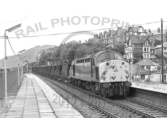 40001 Penmaenmawr 030683 JC532