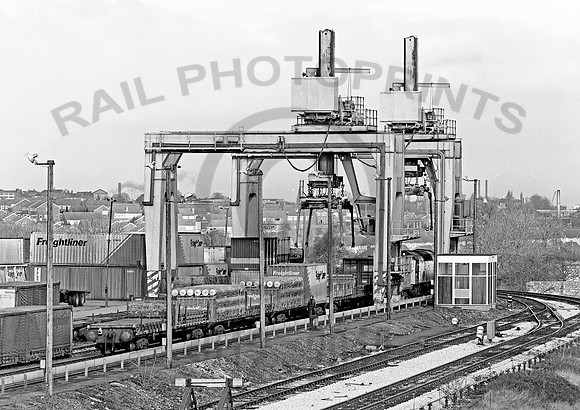 Dudley Freightliner Terminal  030281 JC043