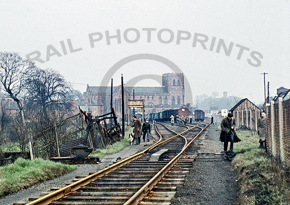 Shrewsbury Abbey 1960 AJD718