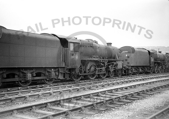 44901-Y-Barry-210366-JC455