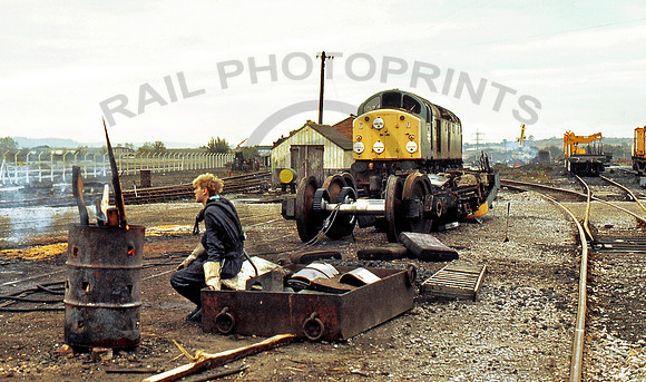 40037-Swindon-Works-311083-GE