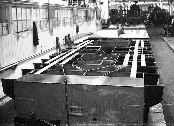 Class 52 Frames Swindon Works 0563 RPC748