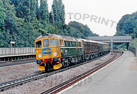 33008-Y-Farnborough-190786-JC496-1