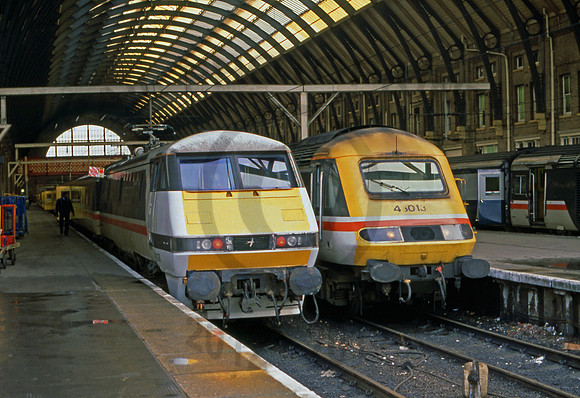 91008 - 43013  Kings Cross 080791 JC259