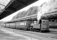 IOM 5 Douglas 100765  IT409