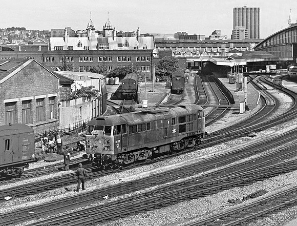 31117-BristolTM-250678-JC1