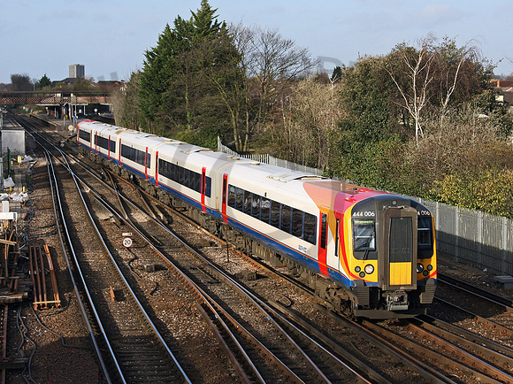 444006 St Denys 120308 JC085