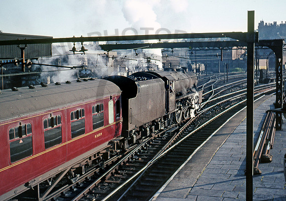 44667-Y-LancasterGreenAyre-1965-RPC724