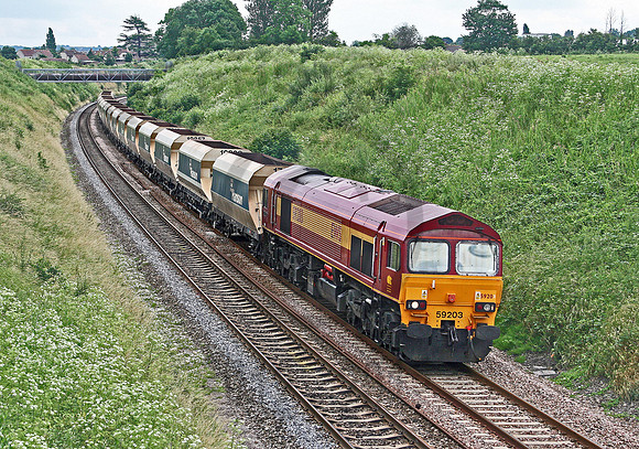 59203-Y-Keynsham-290605-JC1