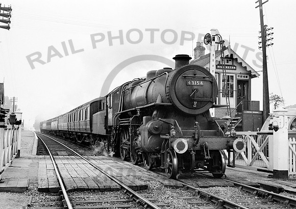 43154-Hillington-300858-HB1445