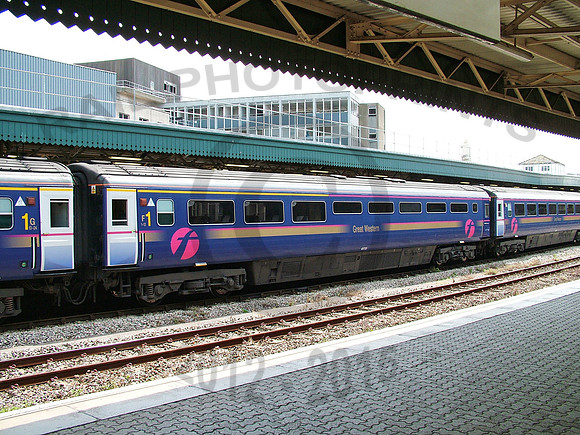 TRFB 40733 Bristol TM 040804 JC
