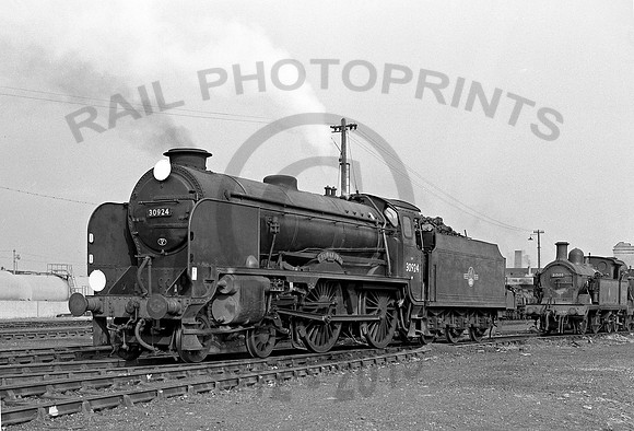 30924-Y-Ashford-040661-685