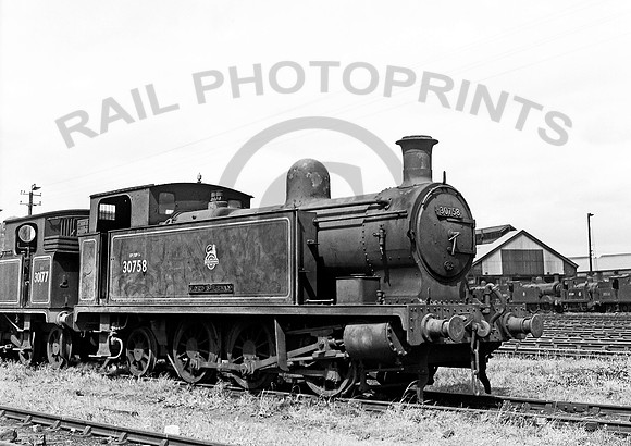 30758 Eastleigh  0756 RPC156