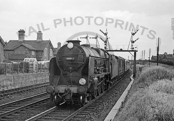 30862-Y-Eastleigh-0662-RPC104
