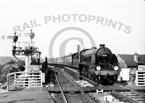 30783-Y-ReadingWest-230755-DCCRL095