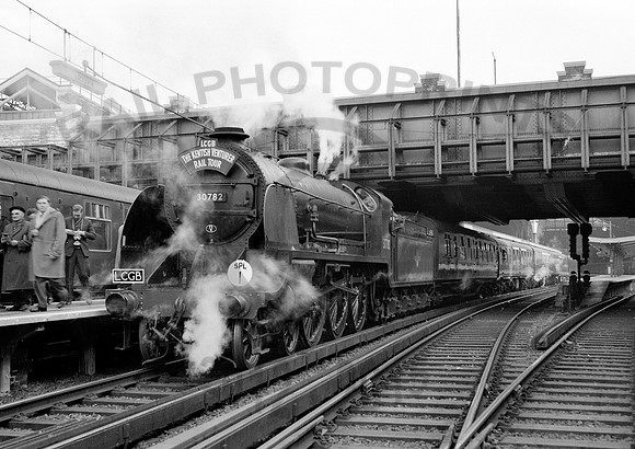 30782 Victoria 250262  HB026
