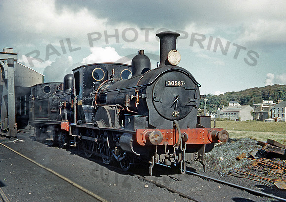30587-Y-Wadebridge-011060-RPC543