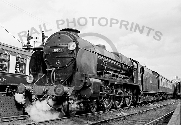 30858  Bournemouth West    NP352