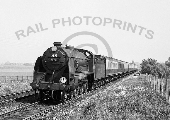30772 Holmsley 1954 525