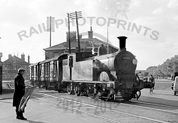 30130 Southampton Docks  271055 DC186