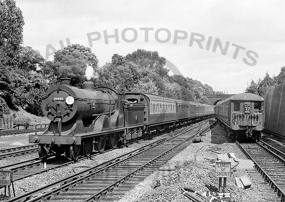 30465 Surbiton  0855 RPC152